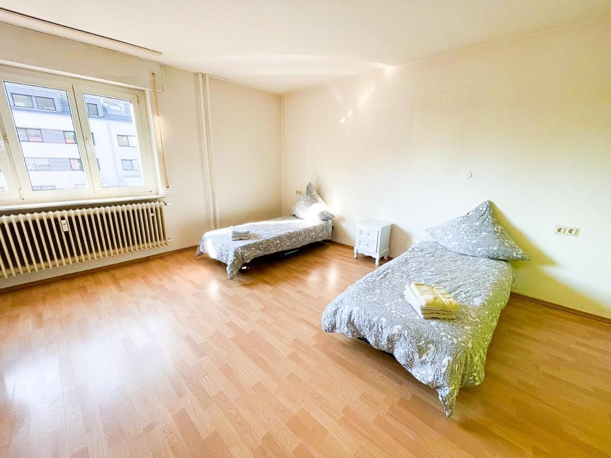 Апартаменты Preiswertes Zentrales Wg-Zimmer In Равенсбург Экстерьер фото